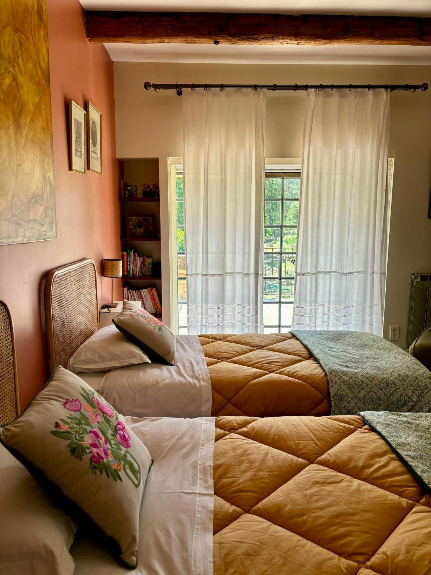 Domaine Du Commandeur Bed & Breakfast Mondragon Dış mekan fotoğraf