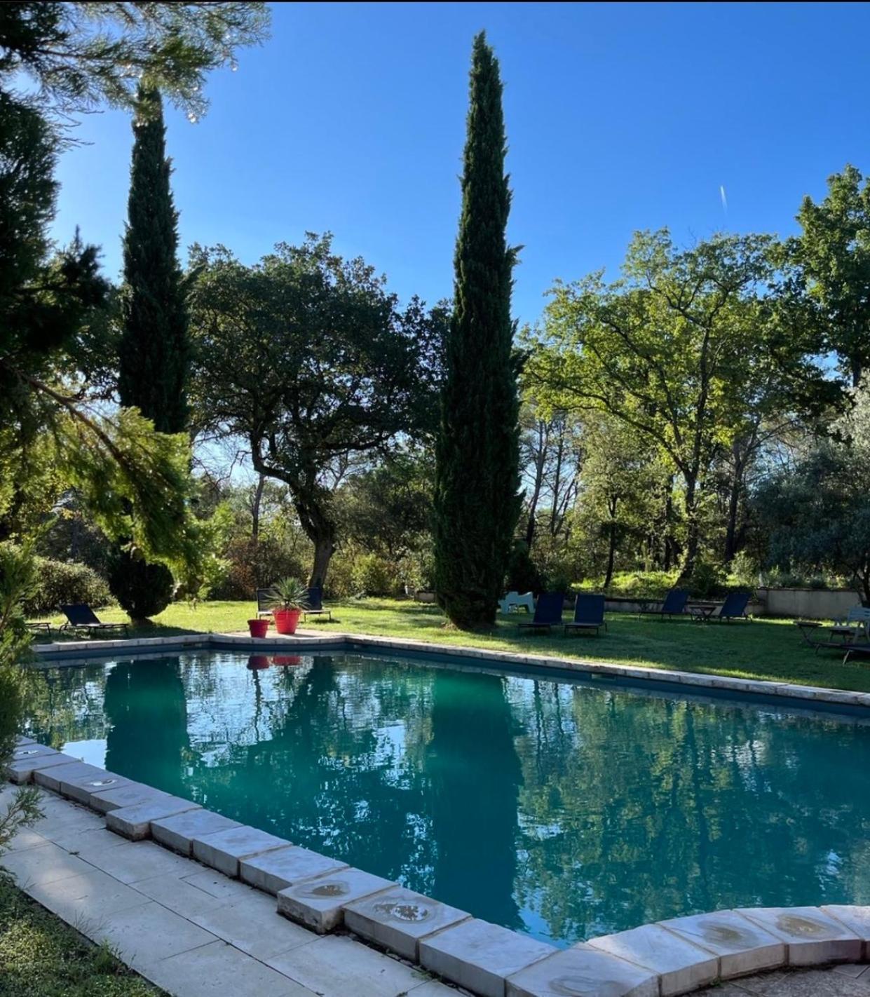 Domaine Du Commandeur Bed & Breakfast Mondragon Dış mekan fotoğraf