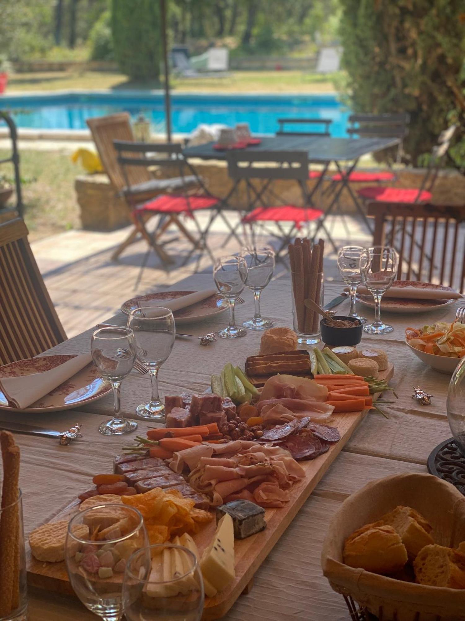 Domaine Du Commandeur Bed & Breakfast Mondragon Dış mekan fotoğraf